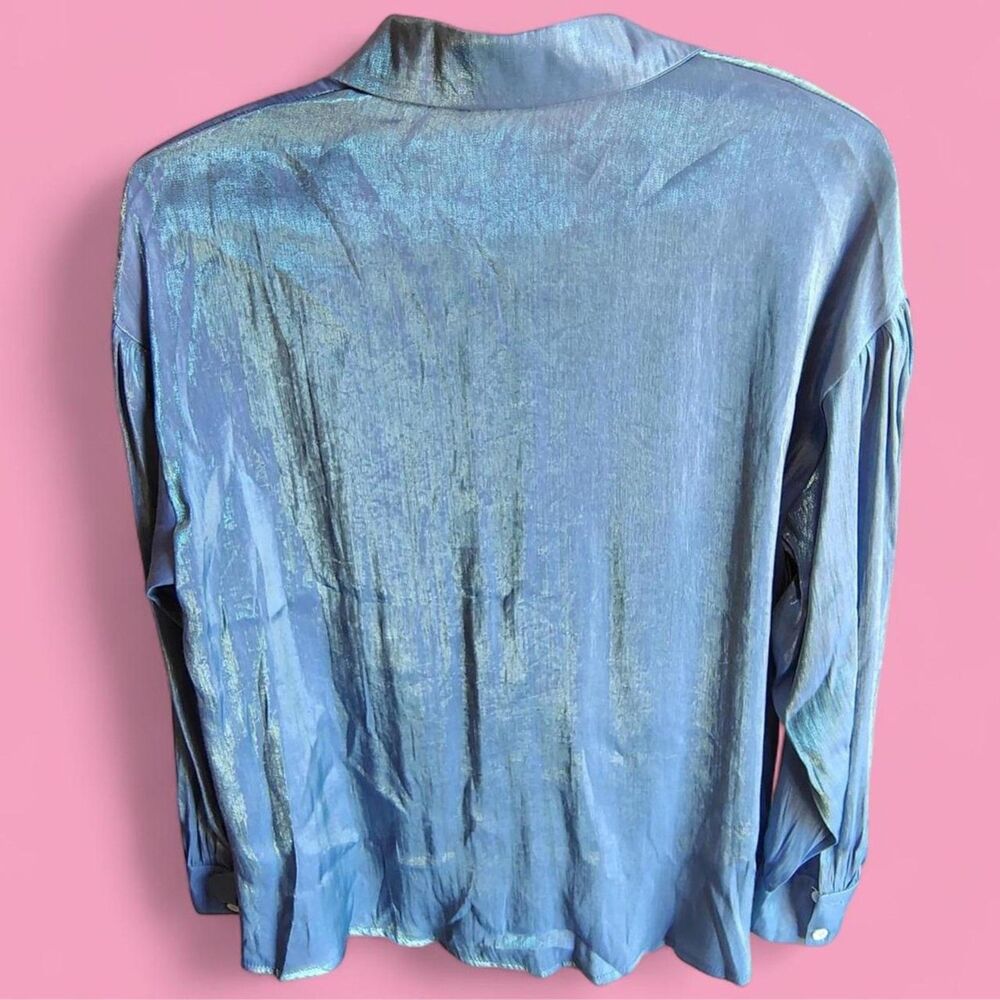 C+D+M Iridescent Shimmer French Blue Satin Button Down Blouse Shirt NWT SIZE L - Picture 2 of 8